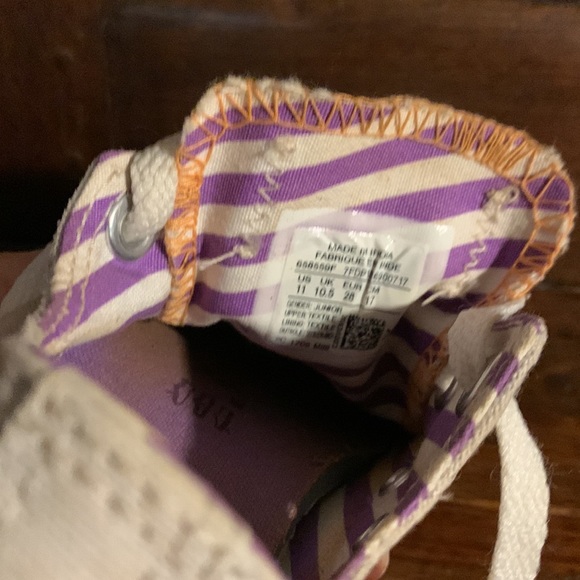 Girls’ size 11 white Converse All-Stars - Picture 5 of 5